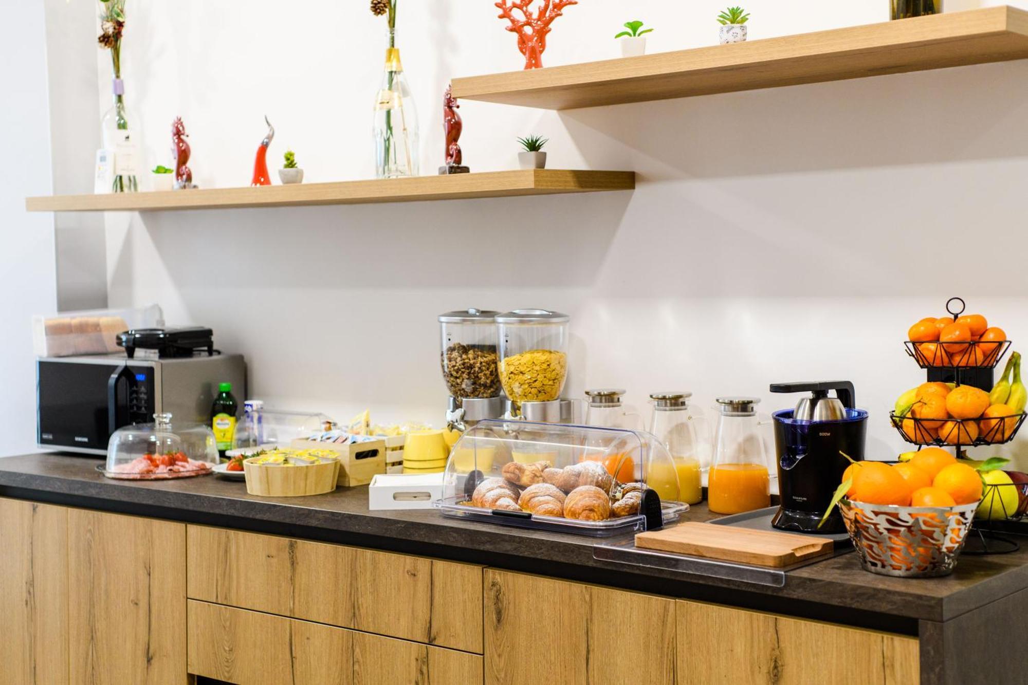 I 4 Calici Bed and Breakfast Salerno Exteriör bild